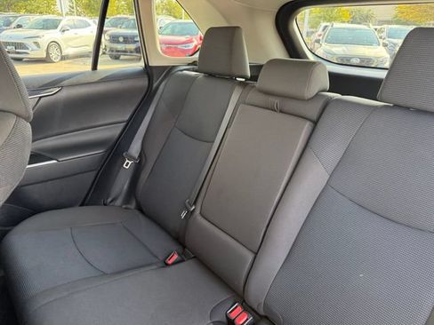 Used 2025 Toyota RAV4 LE AWD/4WD image 27