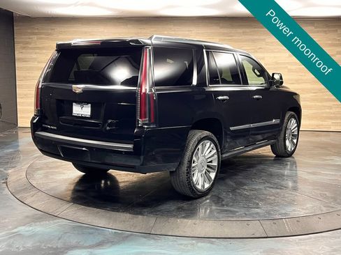 Used 2020 Cadillac Escalade Platinum AWD/4WD image 11