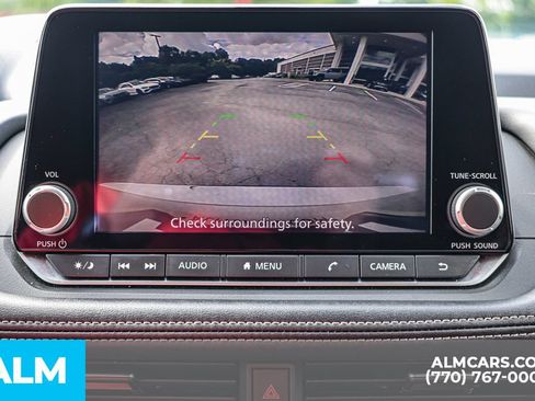 Used 2024 Nissan Rogue SV FWD image 37