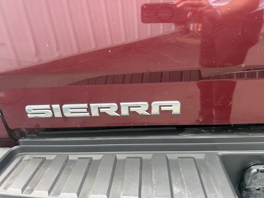 Used 2017 GMC Sierra 2500 SLT AWD/4WD image 10