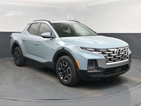 Used 2023 Hyundai Santa Cruz SEL Premium image 8