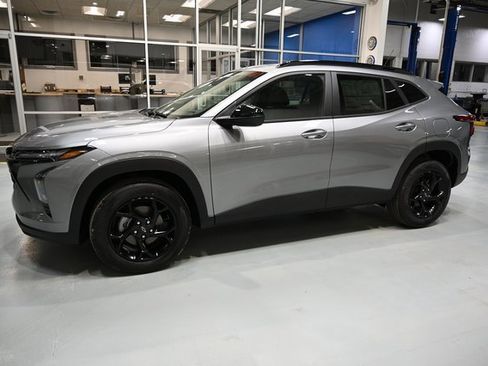 New 2026 Chevrolet Trax LT w/ Driver Confidence Package image 7