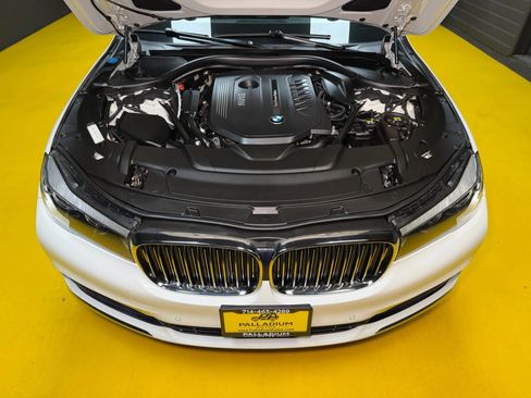 Used 2016 BMW 740i RWD image 53