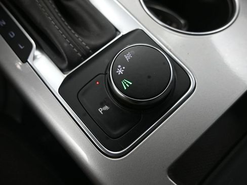 Used 2019 Chevrolet Blazer LT FWD image 21