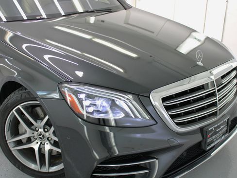 Used 2018 Mercedes-Benz S 560 Sedan image 18