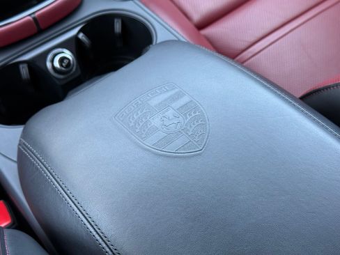 Certified 2024 Porsche Cayenne Turbo GT AWD/4WD image 25