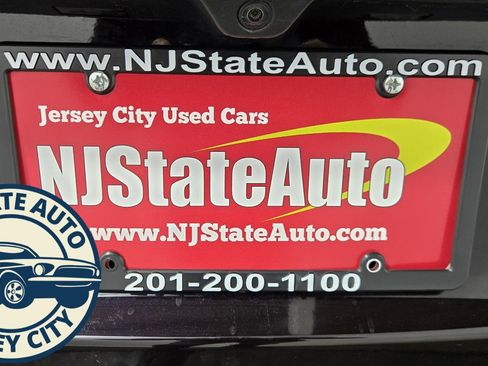 Used 2018 Jeep Grand Cherokee Limited w/ Luxury Group II image 38