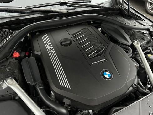 Used 2020 BMW 740i w/ M Sport Package image 44