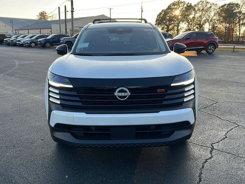 New 2026 Nissan Kicks SR w/ Cold Weather Package image 2