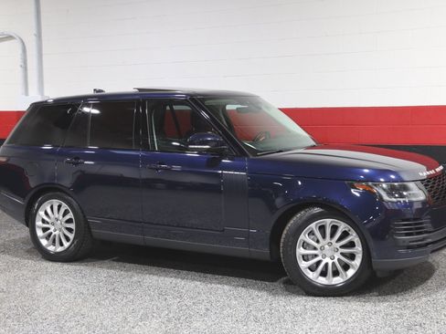 Used 2019 Land Rover Range Rover HSE image 1