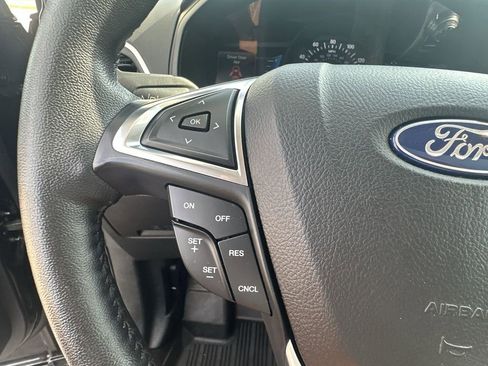 Used 2023 Ford Edge SEL w/ Convenience Package image 36