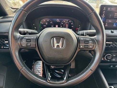 Used 2024 Honda Accord Sport image 5