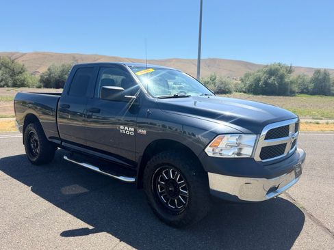 Used 2016 RAM 1500 Tradesman w/ Popular Equipment Group AWD/4WD image 3