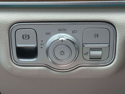 Certified 2023 Mercedes-Benz GLE 450 4MATIC image 19