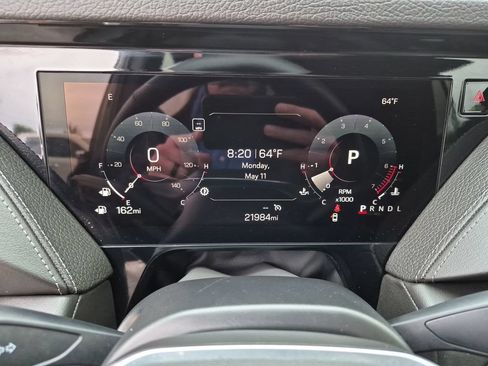 Certified 2025 GMC Yukon Denali RWD image 24