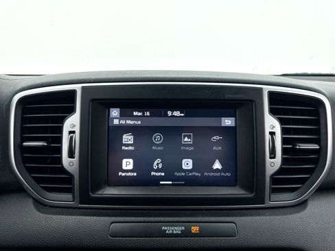 Used 2017 Kia Sportage EX image 19