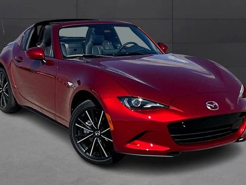 New 2026 MAZDA MX-5 Miata RF Grand Touring RWD image 2