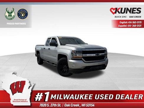 Used 2017 Chevrolet Silverado 1500 Custom w/ Custom Convenience Package AWD/4WD image 1