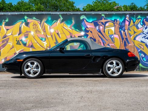 Used 2000 Porsche Boxster RWD image 6