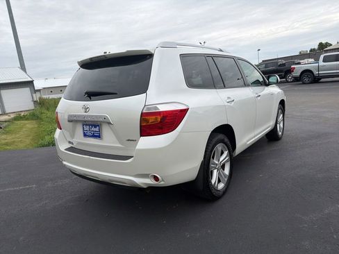 Used 2010 Toyota Highlander Limited AWD/4WD image 4