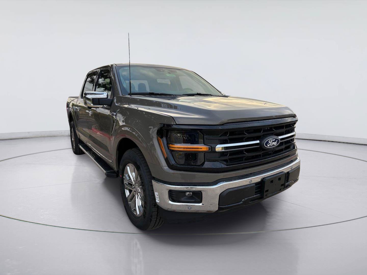 Used 2026 Ford F150 XLT w/ Equipment Group 302A MID AWD/4WD image 1