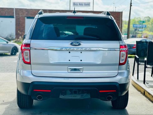 Used 2012 Ford Explorer FWD w/ Class III Trailer Tow Pkg image 6