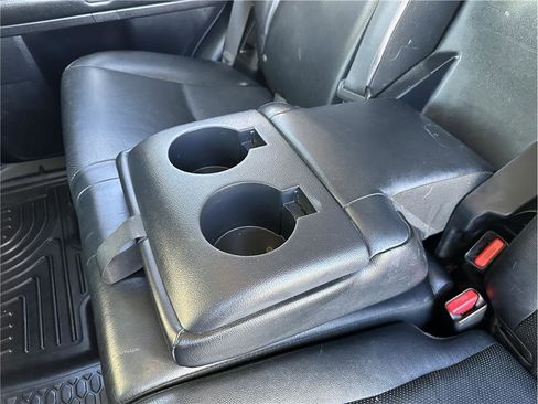 Used 2015 Toyota 4Runner Limited image 27