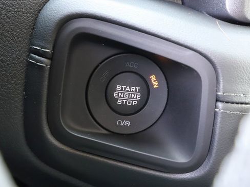 New 2025 Jeep Gladiator Rubicon w/ Safety Group image 33