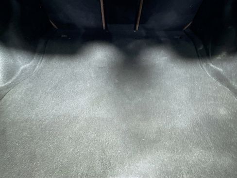 Used 2019 Mercedes-Benz E 300 image 33