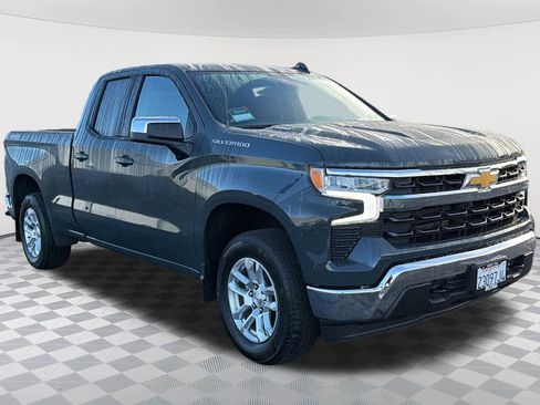 New 2026 Chevrolet Silverado 1500 LT image 3