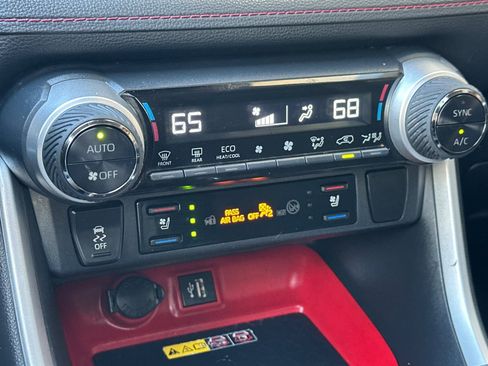 Used 2023 Toyota RAV4 TRD Off-Road image 27