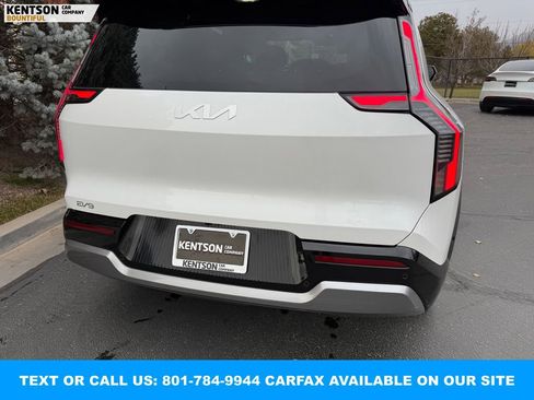 Used 2024 Kia EV9 Land image 45
