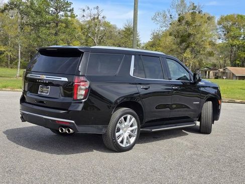 Used 2024 Chevrolet Tahoe High Country w/ Advanced Technology Package image 5