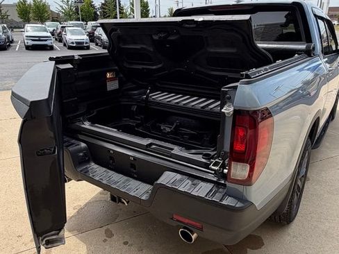 Certified 2025 Honda Ridgeline Sport image 16