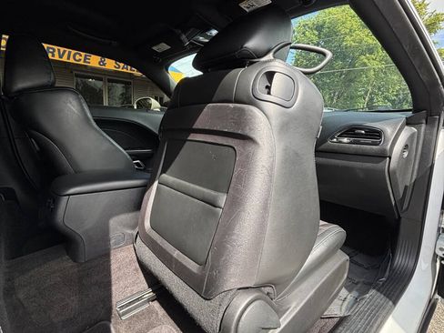 Used 2016 Dodge Challenger R/T Scat Pack RWD image 17