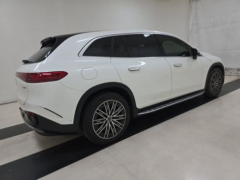 Used 2023 Mercedes-Benz EQS 580 4MATIC SUV w/ Pinnacle Trim Package image 6