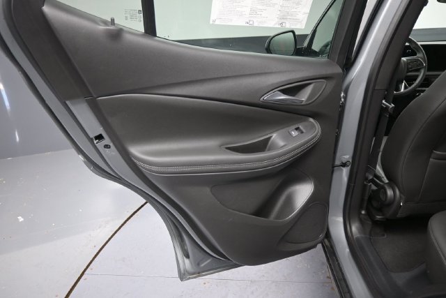 Used 2025 Buick Encore GX Preferred AWD/4WD image 22