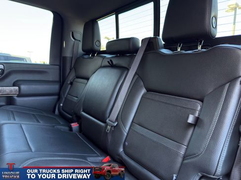 Used 2023 GMC Sierra 3500 Denali w/ Denali Black Diamond Edition image 26