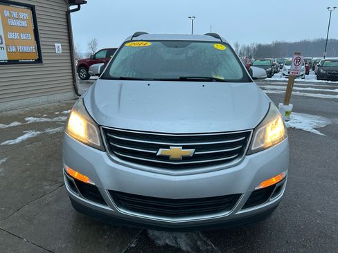 Used 2014 Chevrolet Traverse LT w/ All-Star Edition image 2