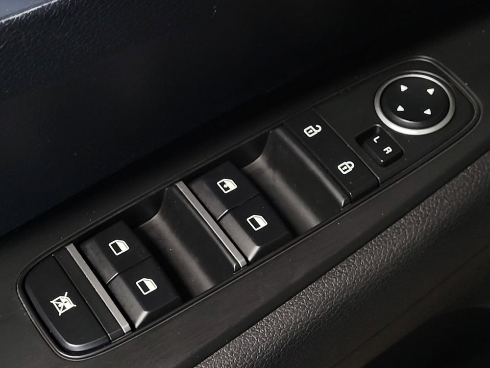 Used 2023 Kia Forte LXS FWD image 27