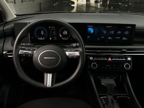 Used 2025 Hyundai Tucson SEL image 14