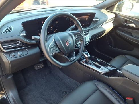 Used 2024 Buick Envista Sport Touring w/ Convenience I Package image 12