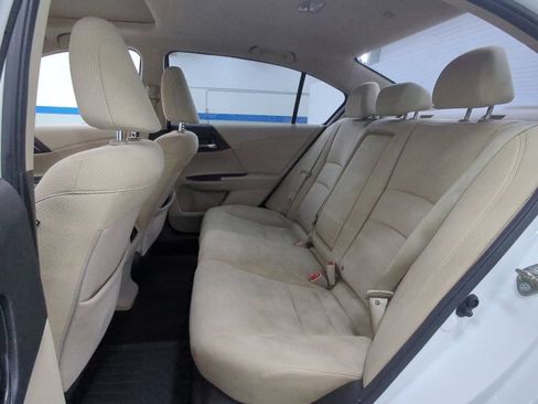 Used 2016 Honda Accord EX image 22