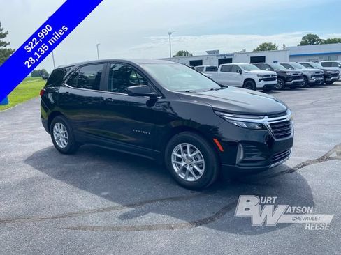 Used 2024 Chevrolet Equinox LT w/ LPO, Floor Liner Package FWD image 12