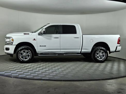 Used 2024 RAM 2500 Laramie AWD/4WD image 2