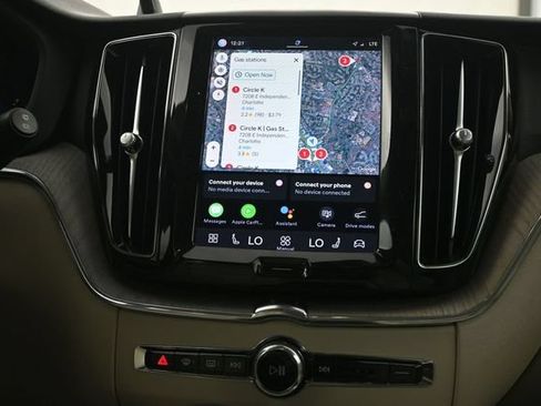 Used 2023 Volvo XC60 B5 Plus w/ Protection Package Premier FWD image 12