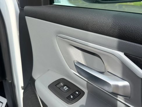 Used 2021 RAM 1500 Big Horn AWD/4WD image 43