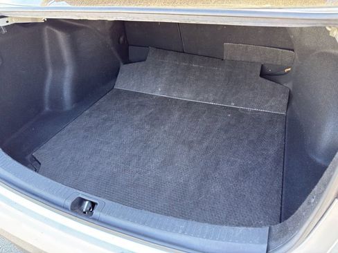 Used 2024 Toyota Corolla LE image 36