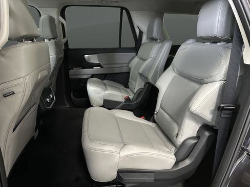 New 2025 Ford Expedition Max Active image 35