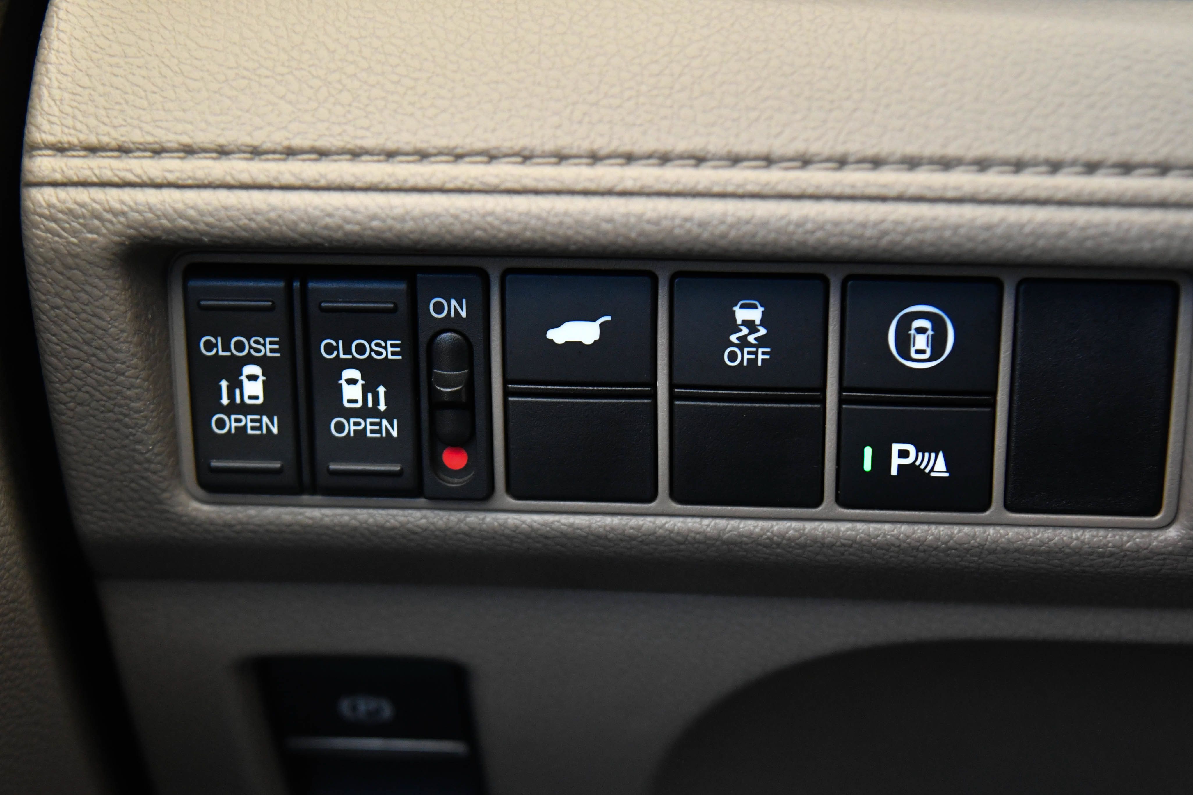 Used 2023 Honda Odyssey Elite image 37